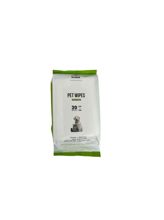 Moist wipes for paws